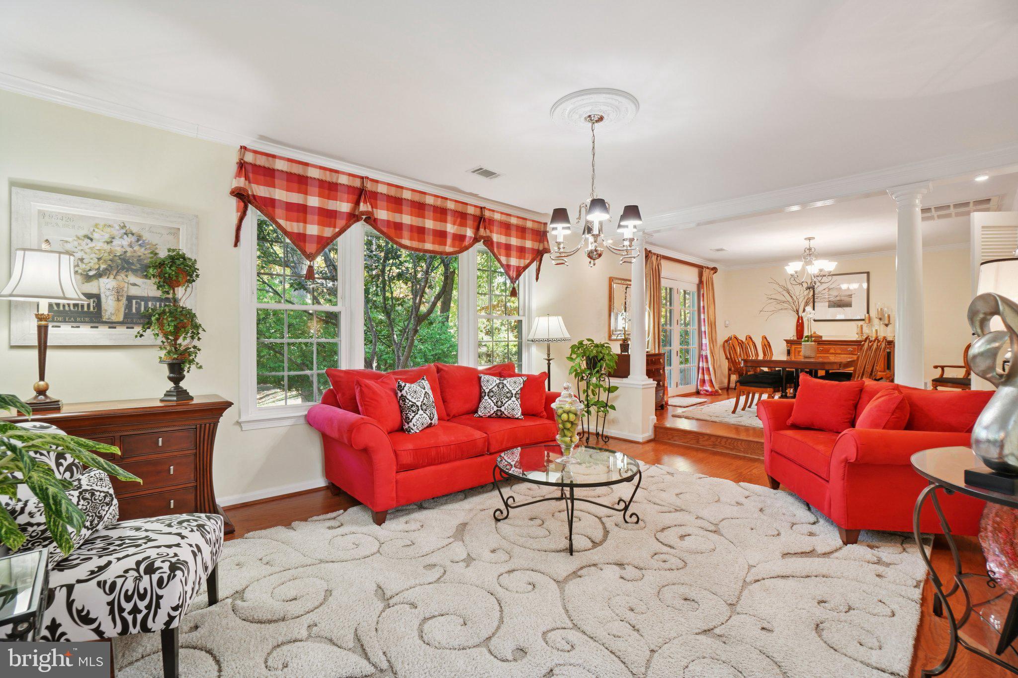 1507 Laurel Hill Road Vienna, VA 22182 - Photo 16 of 60 Sun shines through these large windows!