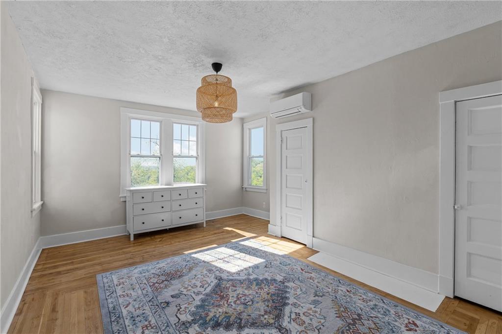 2 Marshall Road Pittsburgh, PA 15214 - Photo 31 of 46 a view of livingroom with window