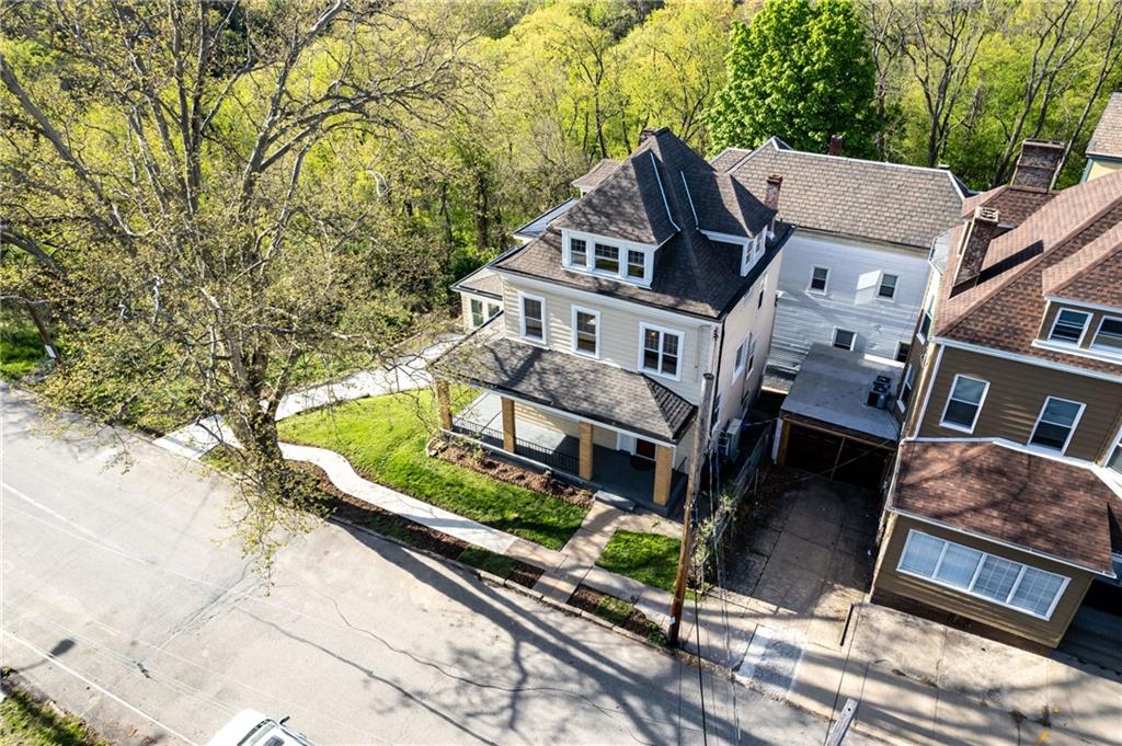 2 Marshall Road Pittsburgh, PA 15214 - Photo 6 of 46 front view of a house with a small yard