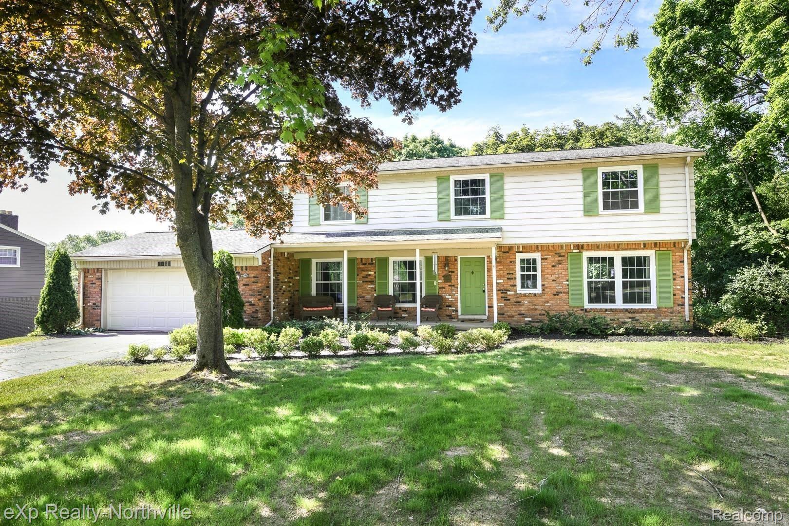 4711 Quarton Road Bloomfield Hills, MI 48301 - Photo 3 of 28 C2E724B1-B33A-4B1F-ABF4-3A02ECB73D1B.jpeg