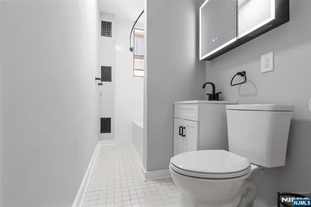 $295,000 | 3315 Pleasant Avenue, Unit 521, Union City, NJ 07087