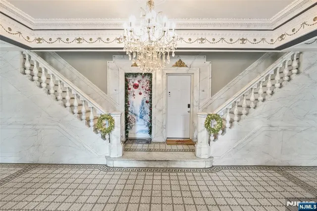 $295,000 | 3315 Pleasant Avenue, Unit 521, Union City, NJ 07087