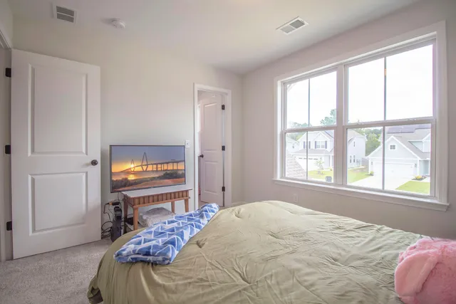 $385,000 | 119 Abbey Terrace Road, Moncks Corner, SC 29461