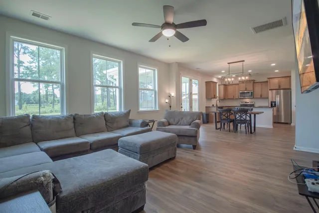 $385,000 | 119 Abbey Terrace Road, Moncks Corner, SC 29461