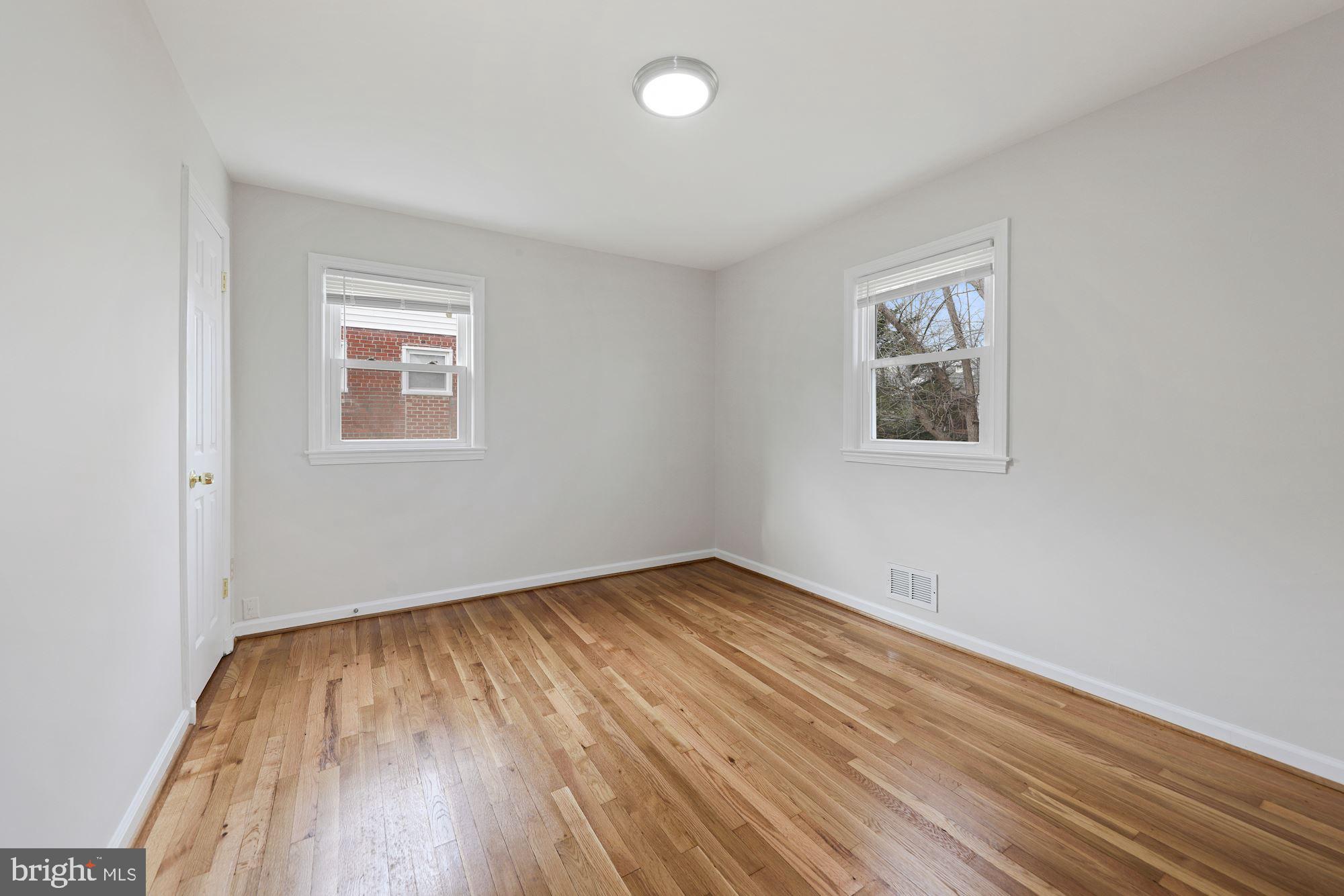 1509 Crest Road Silver Spring, MD 20902 - Photo 12 of 31