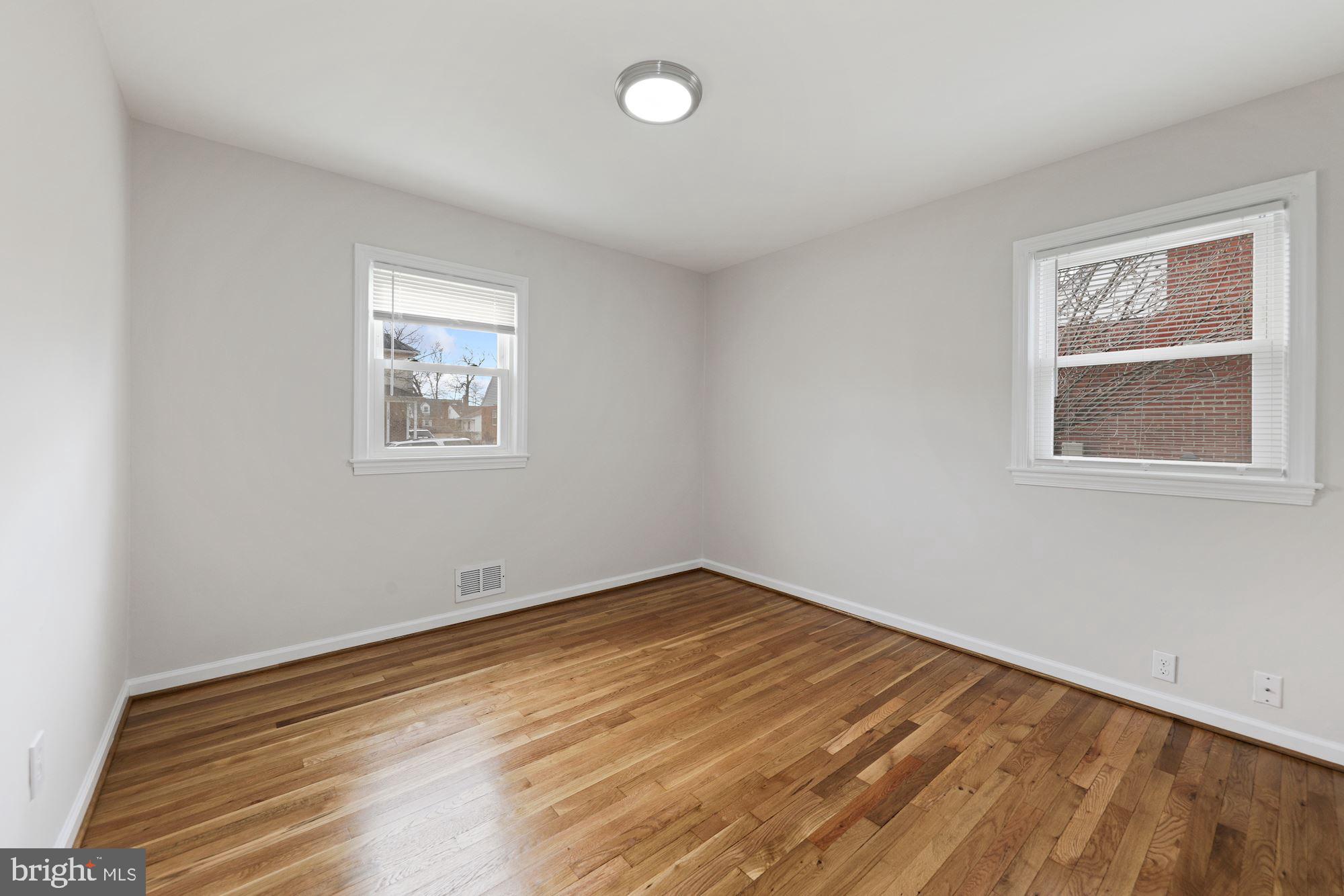 1509 Crest Road Silver Spring, MD 20902 - Photo 13 of 31