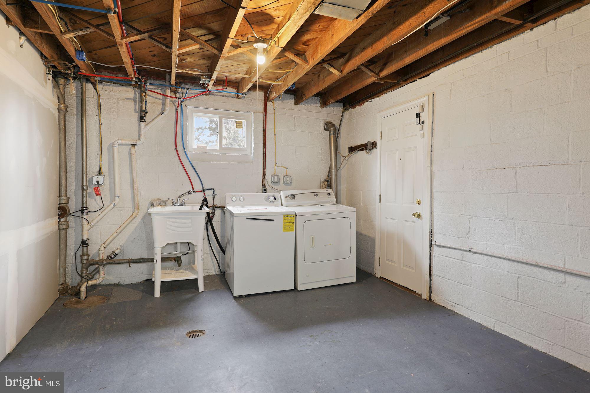 1509 Crest Road Silver Spring, MD 20902 - Photo 24 of 31