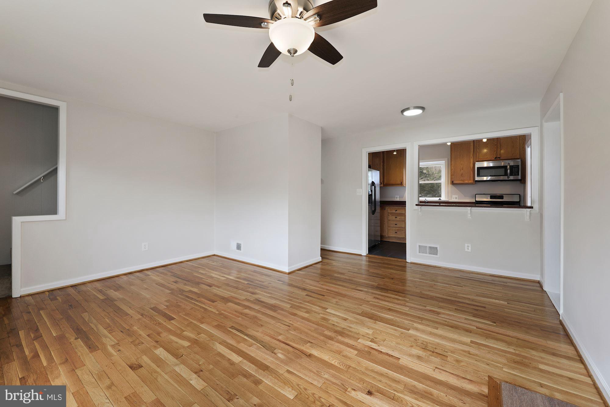 1509 Crest Road Silver Spring, MD 20902 - Photo 5 of 31