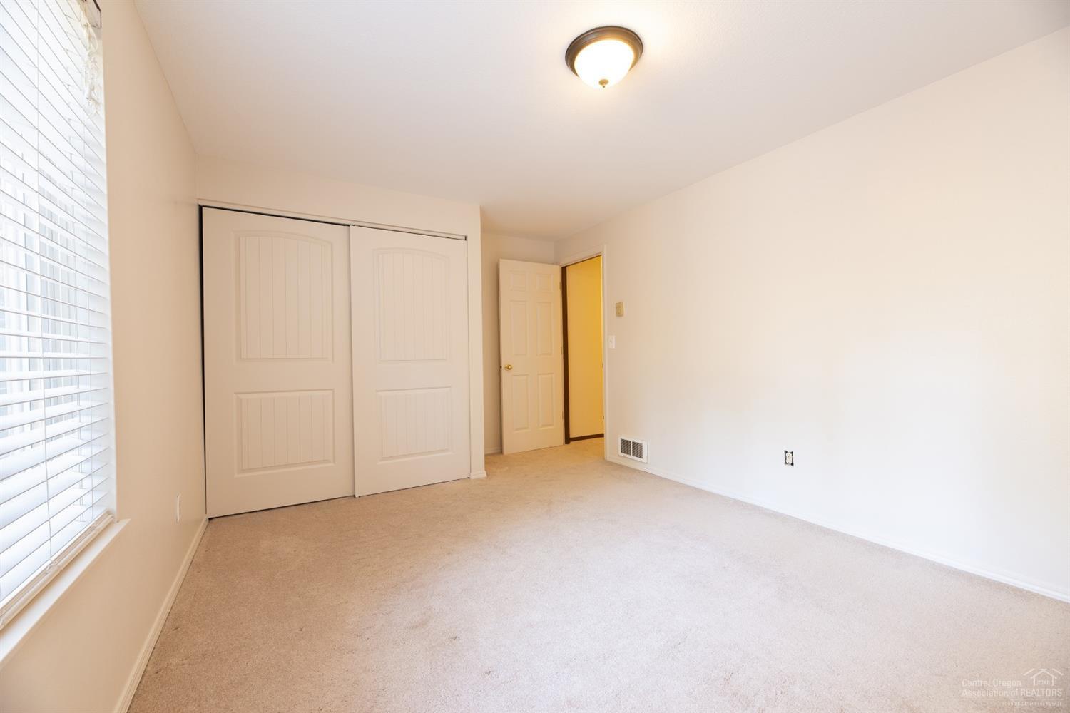 19261 Shoshone Road Bend, OR 97702 - Photo 13 of 25 Additional Photo