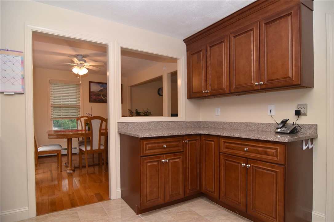 434 Devils Foot Road North Kingstown, RI 02852 - Photo 11 of 36