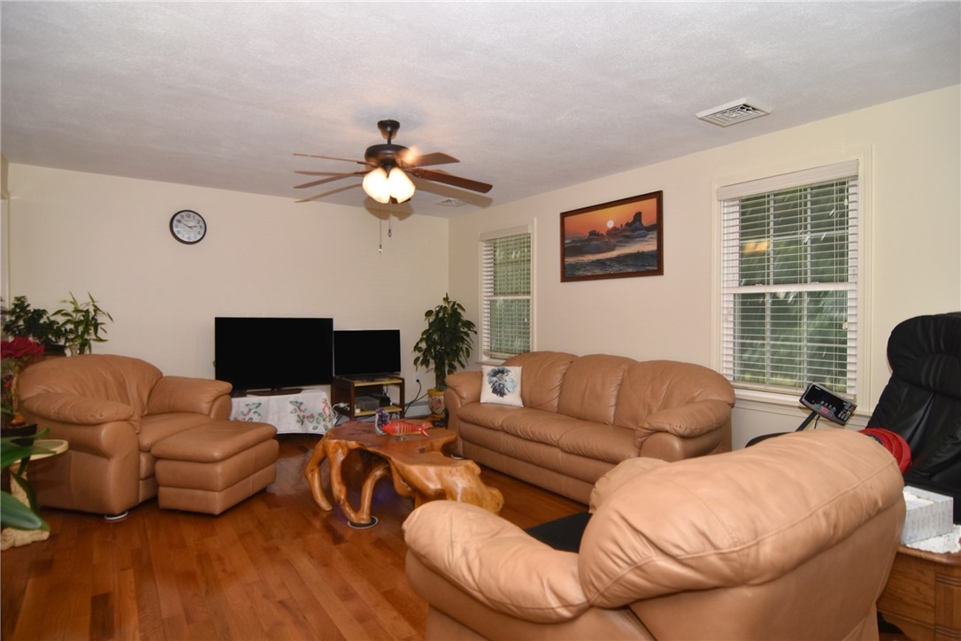434 Devils Foot Road North Kingstown, RI 02852 - Photo 3 of 36