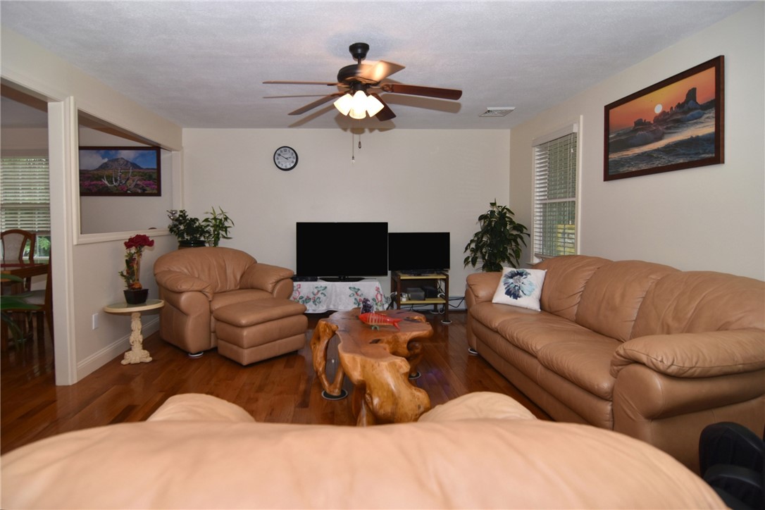 434 Devils Foot Road North Kingstown, RI 02852 - Photo 4 of 36