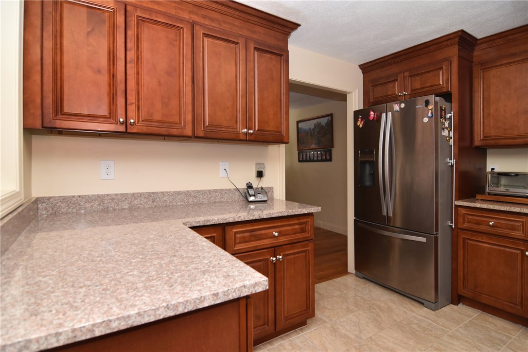 434 Devils Foot Road North Kingstown, RI 02852 - Photo 10 of 36