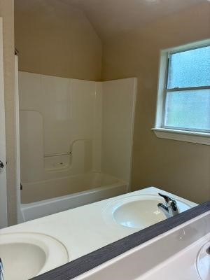 910 Old Angleton Road Clute, TX 77531 - Photo 20 of 22