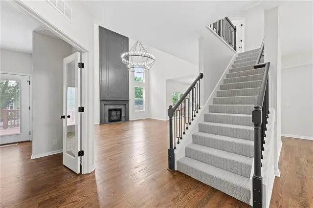 $645,000 | 23509 West 93rd Street, Lenexa, KS 66227