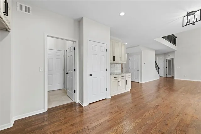 $645,000 | 23509 West 93rd Street, Lenexa, KS 66227