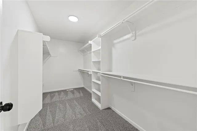 $645,000 | 23509 West 93rd Street, Lenexa, KS 66227