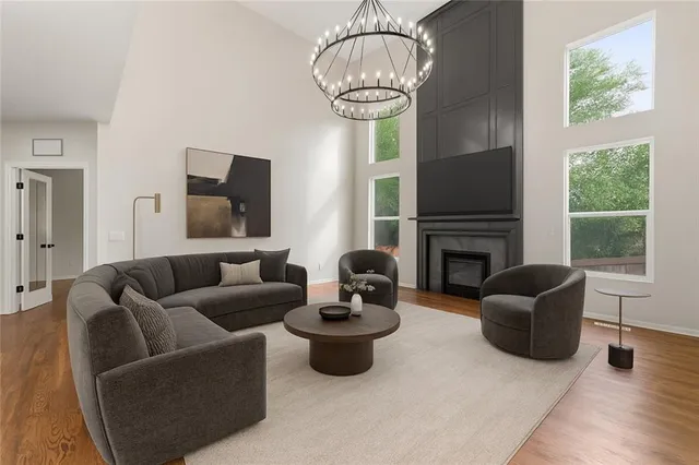 $645,000 | 23509 West 93rd Street, Lenexa, KS 66227