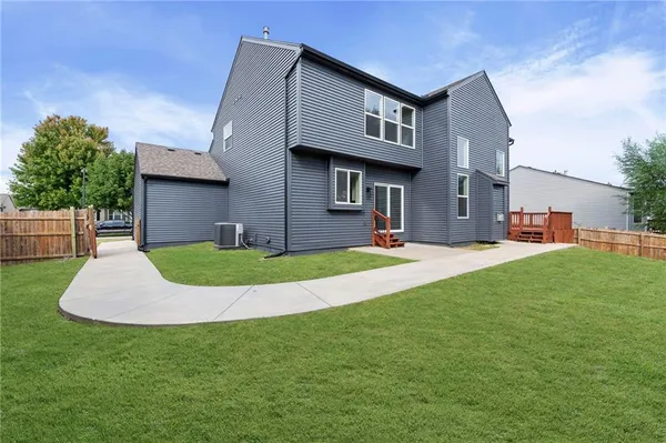 $635,000 | 23509 West 93rd Street, Lenexa, KS 66227
