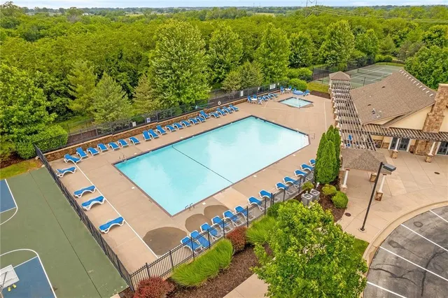 $645,000 | 23509 West 93rd Street, Lenexa, KS 66227