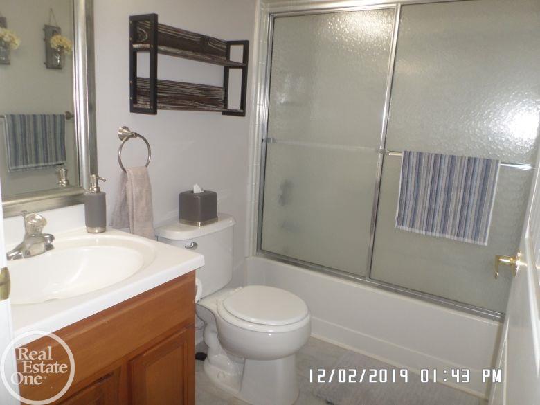 34120 Utica Road, Unit 39 Fraser, MI 48026 - Photo 12 of 17 Gallery Image 12