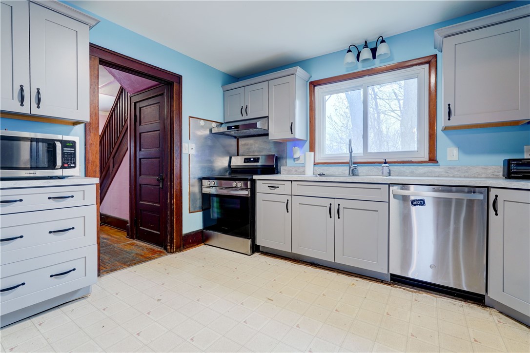 1534 Lake Road North Hamlin, NY 14464 - Photo 13 of 37