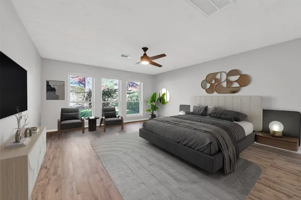 $359,000 | 925 Manchester Drive, Conroe, TX 77304