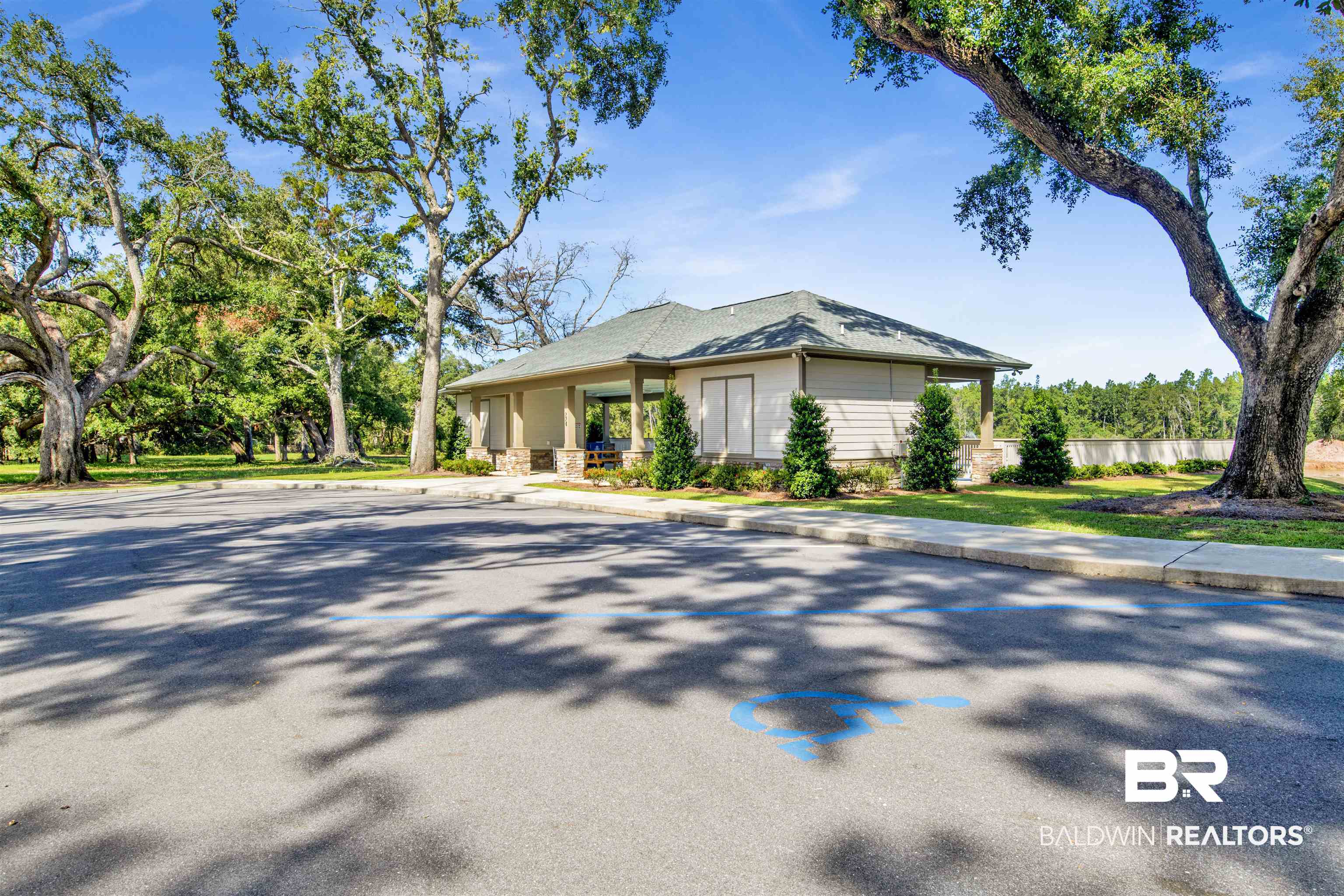 412 Parkerman Avenue Gulf Shores, AL 36542 - Photo 2 of 10