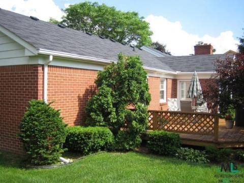 35719 Congress Road Farmington, MI 48335 - Photo 3 of 9 720188-2.JPG