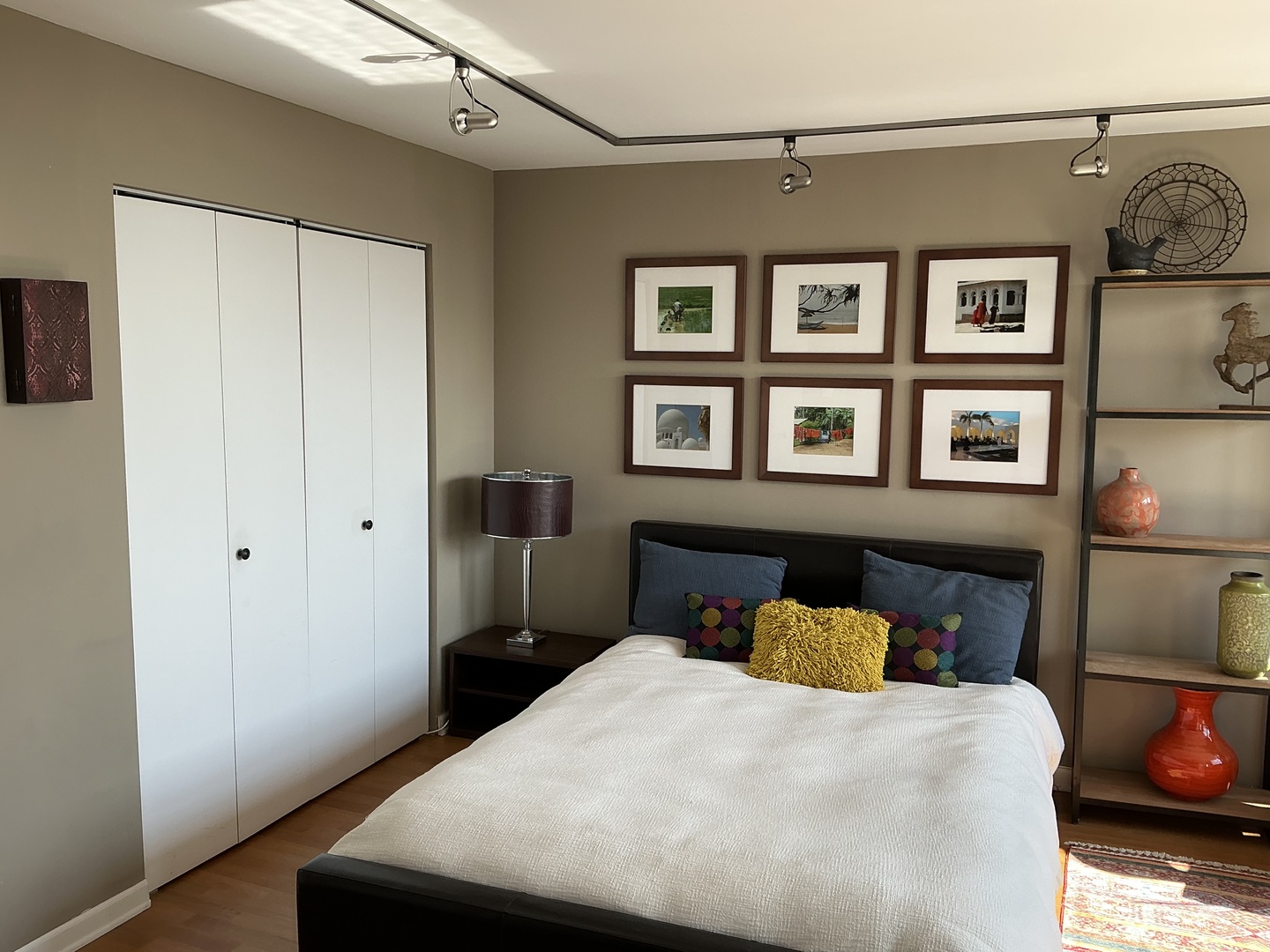 3110 North Sheridan Road, Unit 1408 Chicago, IL 60657 - Photo 5 of 16