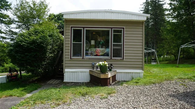 $99,900 | 1321 Hyde Street, Whitney Point, NY 13862