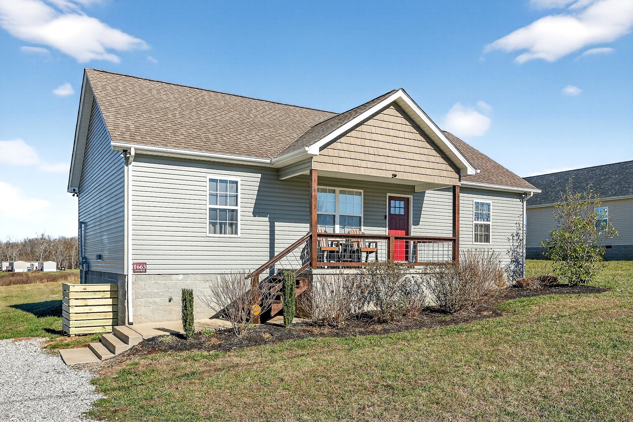 1663 Parker Road Sparta, TN 38583 - Photo 2 of 30 a view of front of house with a yard