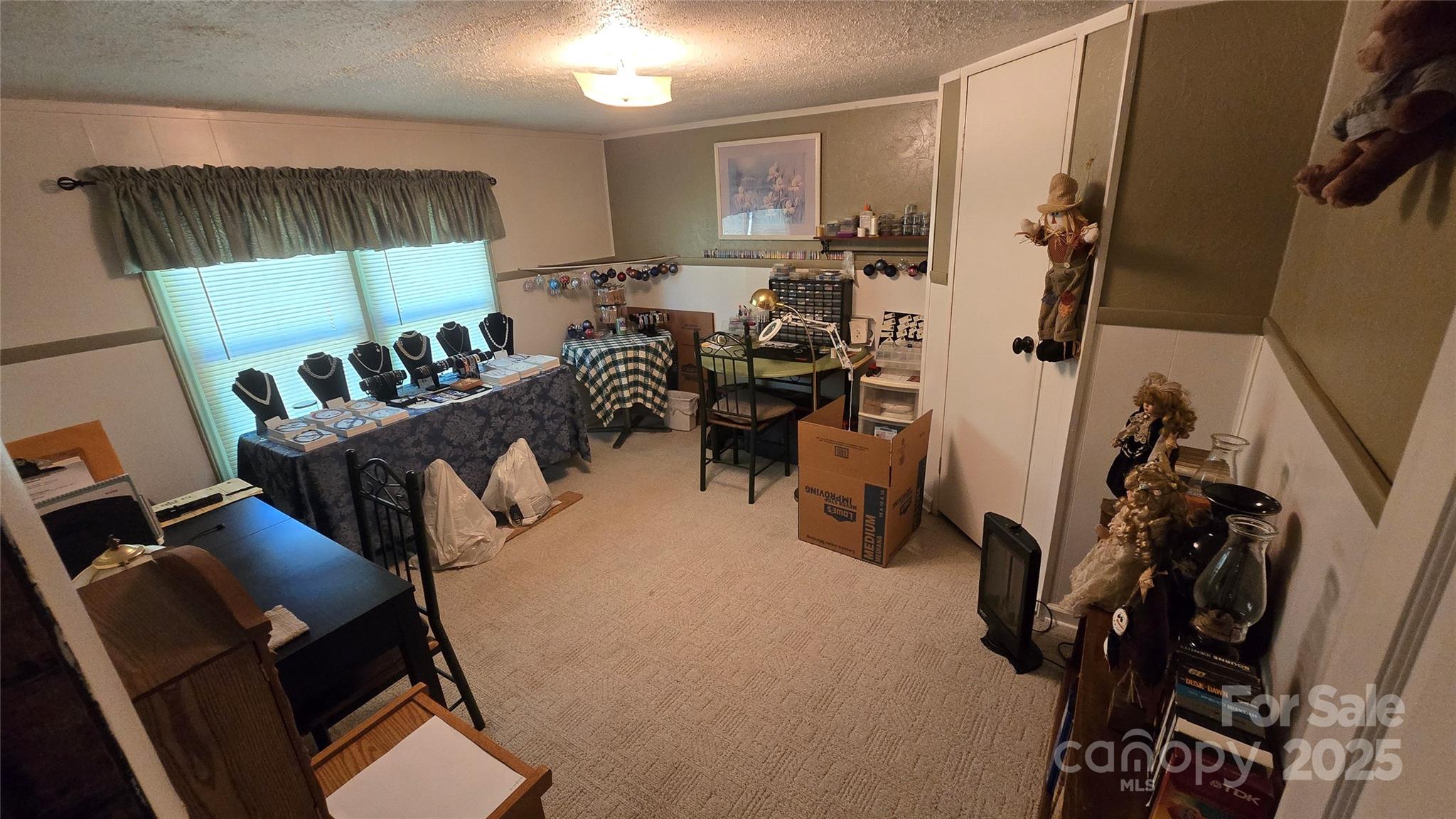 5832 Thompson Road Charlotte, NC 28216 - Photo 14 of 33