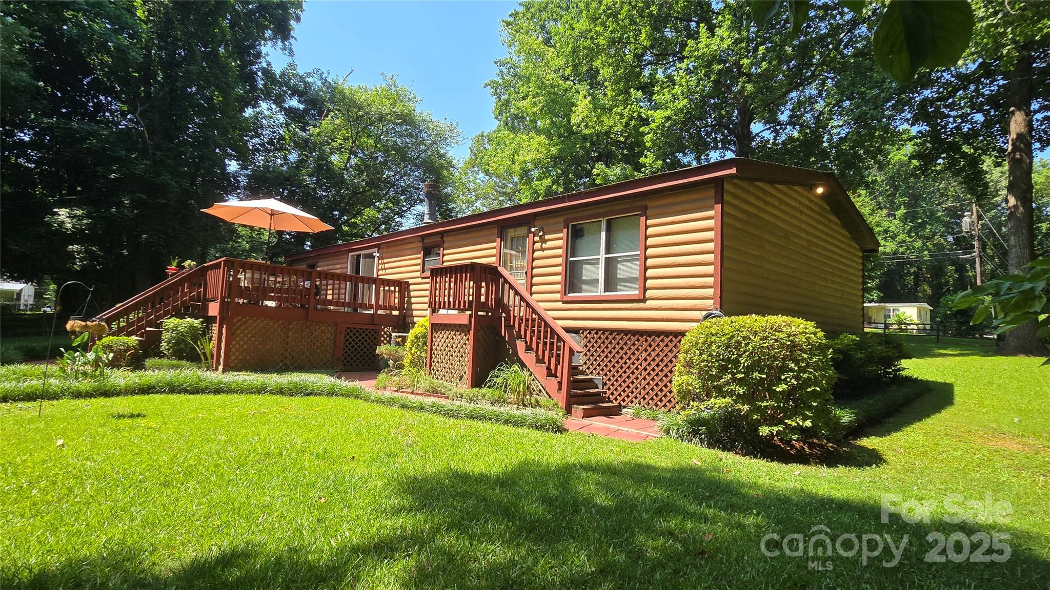 5832 Thompson Road Charlotte, NC 28216 - Photo 29 of 33