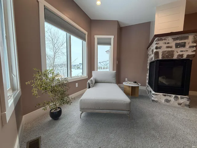 $879,900 | 16467 Quarry Boulevard, Huntertown, IN 46748