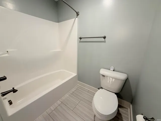 $879,900 | 16467 Quarry Boulevard, Huntertown, IN 46748