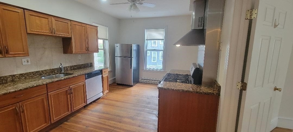 414 Centre Street, Unit 2 Boston, MA 02130 - Photo 7 of 12