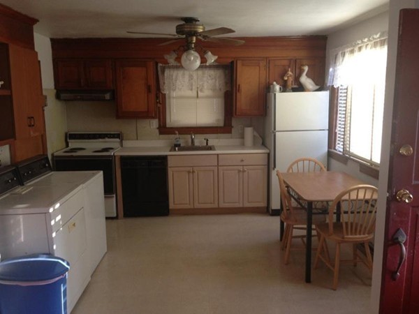 1638 Rodman Street Fall River, MA 02721 - Photo 3 of 19 Gallery Image 3