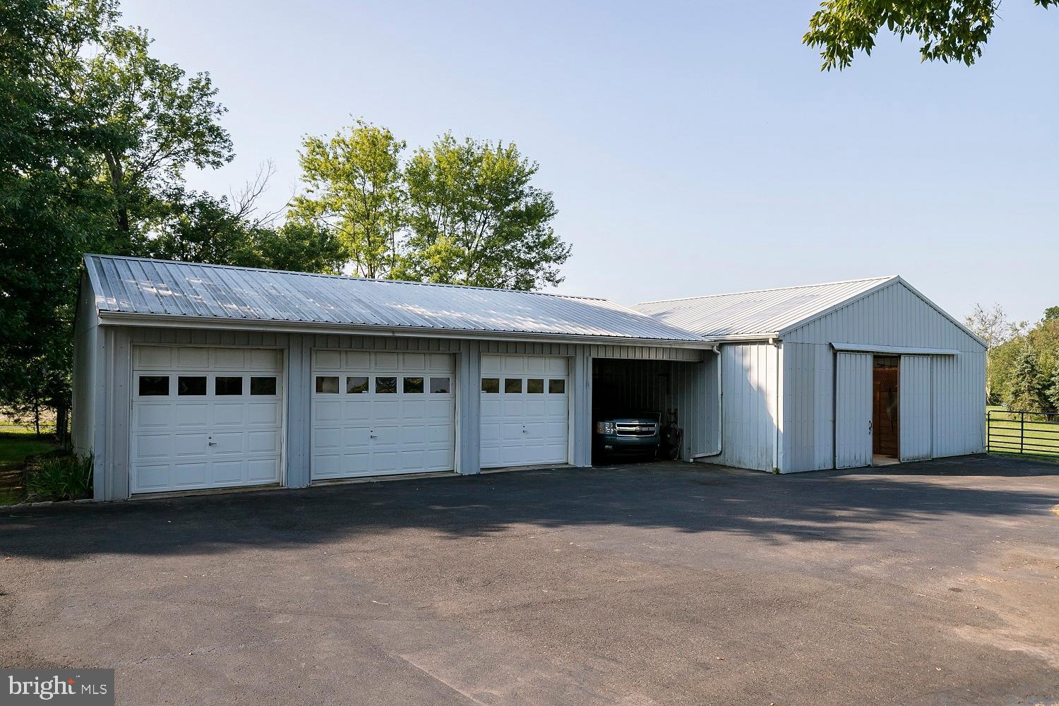 56 Little Road Perkiomenville, PA 18074 - Photo 36 of 59 Garages and barn