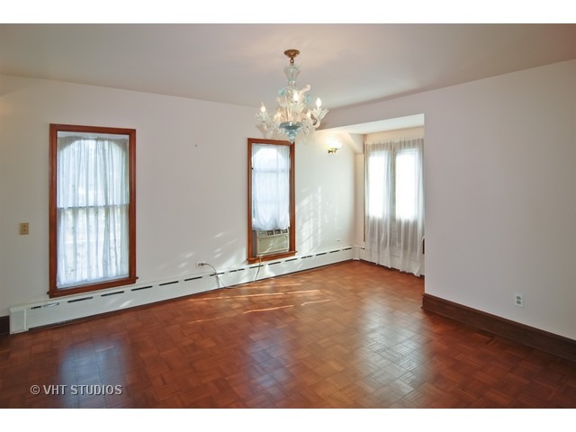 51 East Quincy Street Riverside, IL 60546 - Photo 8 of 16