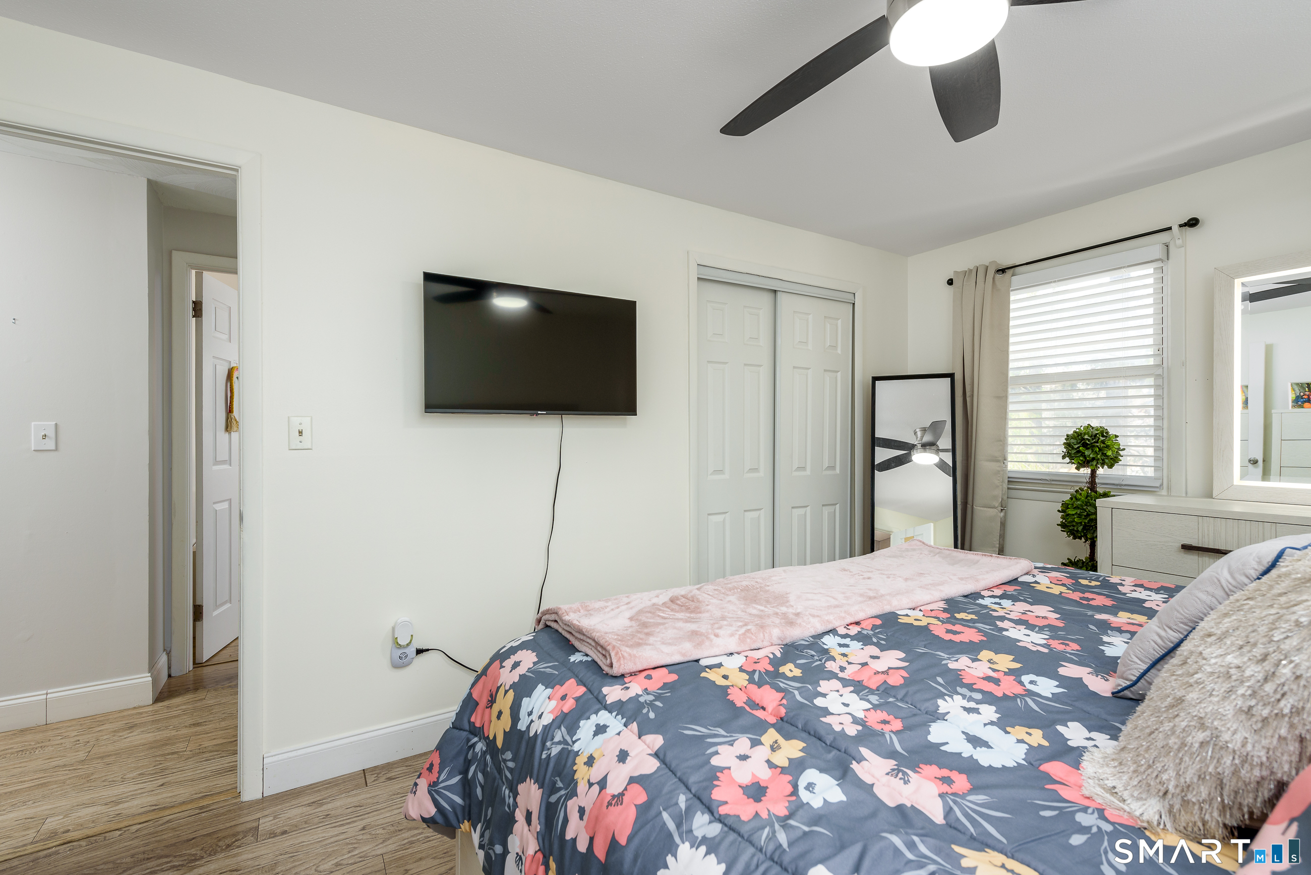 58 Hollow Brook Road Windsor, CT 06095 - Photo 17 of 40