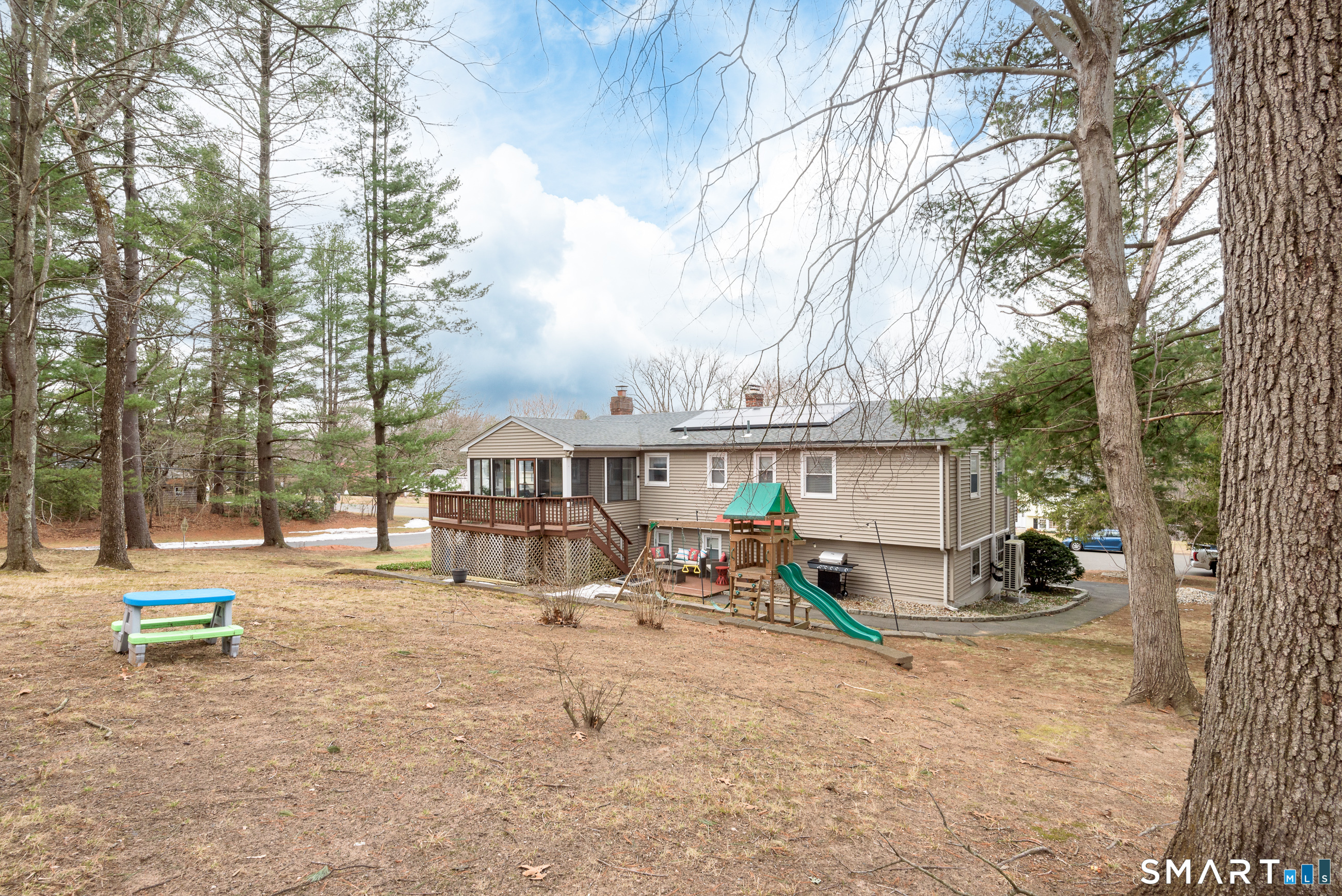 58 Hollow Brook Road Windsor, CT 06095 - Photo 37 of 40