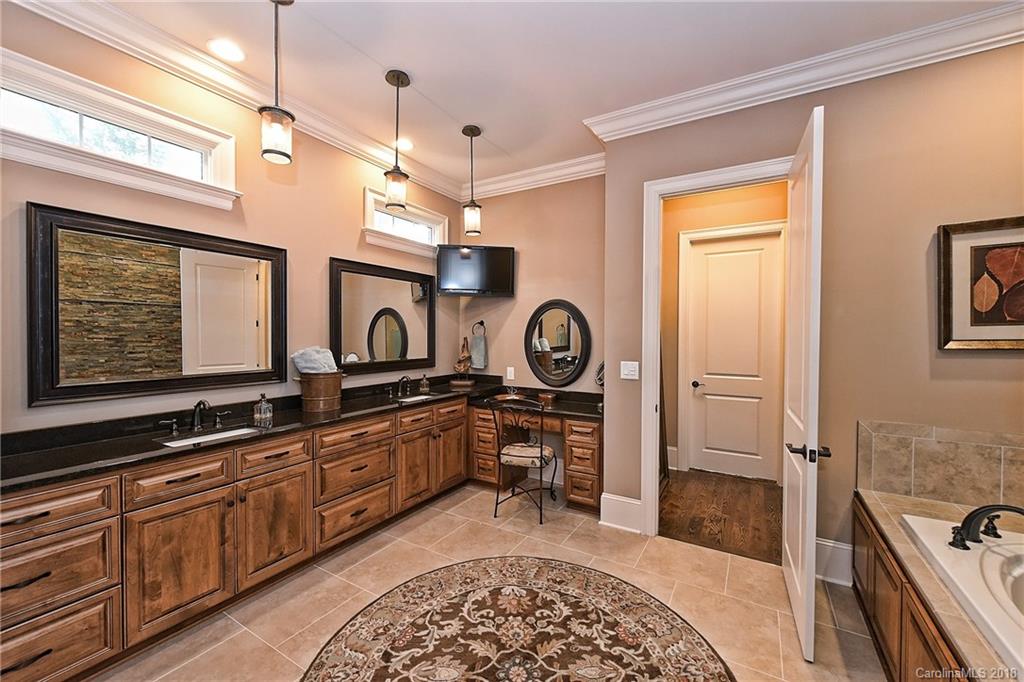 18141 Shearer Road Davidson, NC 28036 - Photo 13 of 36 Gallery Image 13