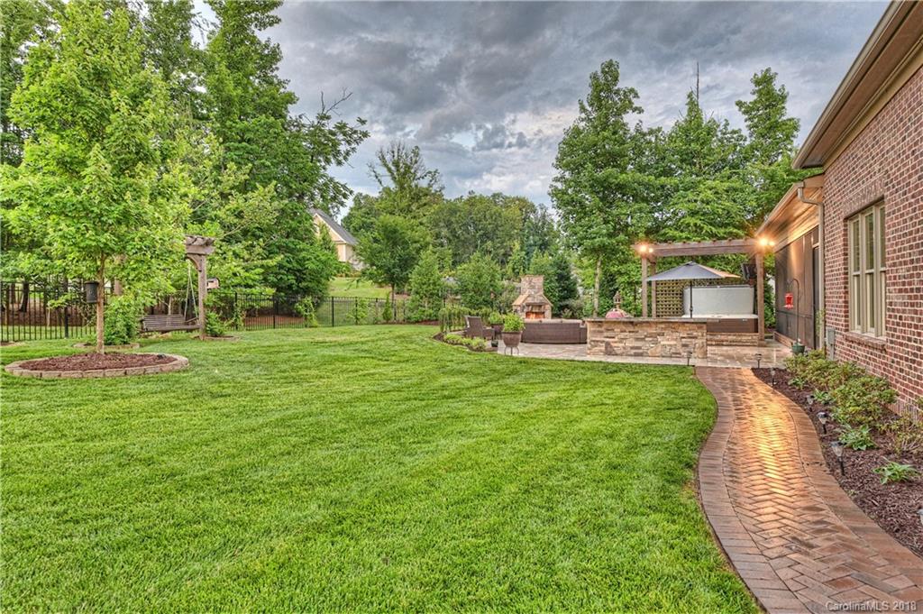 18141 Shearer Road Davidson, NC 28036 - Photo 29 of 36 Gallery Image 29