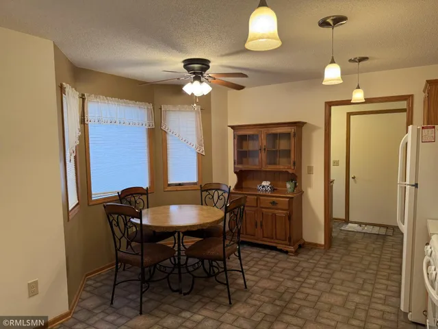 $310,000 | 1928 Vierling Drive East, Shakopee, MN 55379