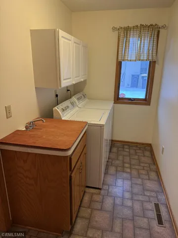 $310,000 | 1928 Vierling Drive East, Shakopee, MN 55379