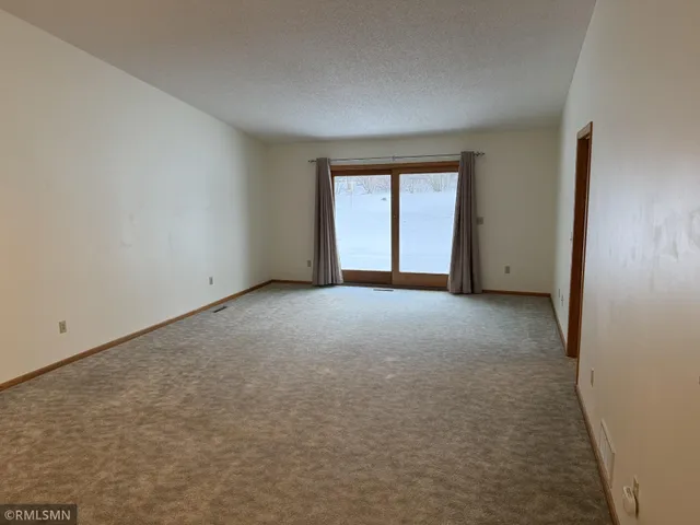 $310,000 | 1928 Vierling Drive East, Shakopee, MN 55379