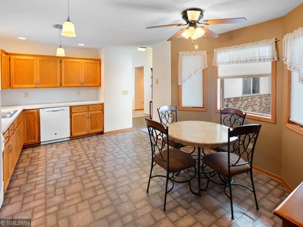$310,000 | 1928 Vierling Drive East, Shakopee, MN 55379