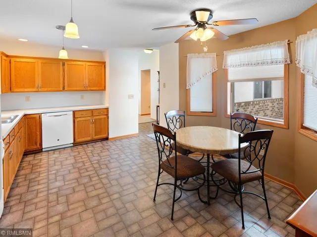 $310,000 | 1928 Vierling Drive East, Shakopee, MN 55379