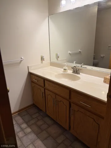 $310,000 | 1928 Vierling Drive East, Shakopee, MN 55379